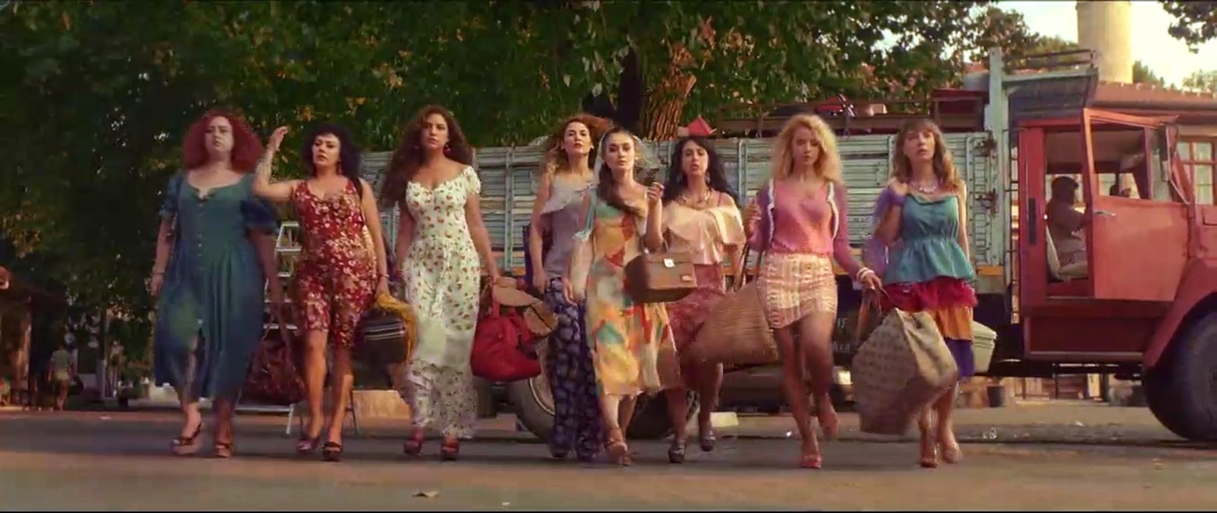 Uzaklarda Arama - Teaser