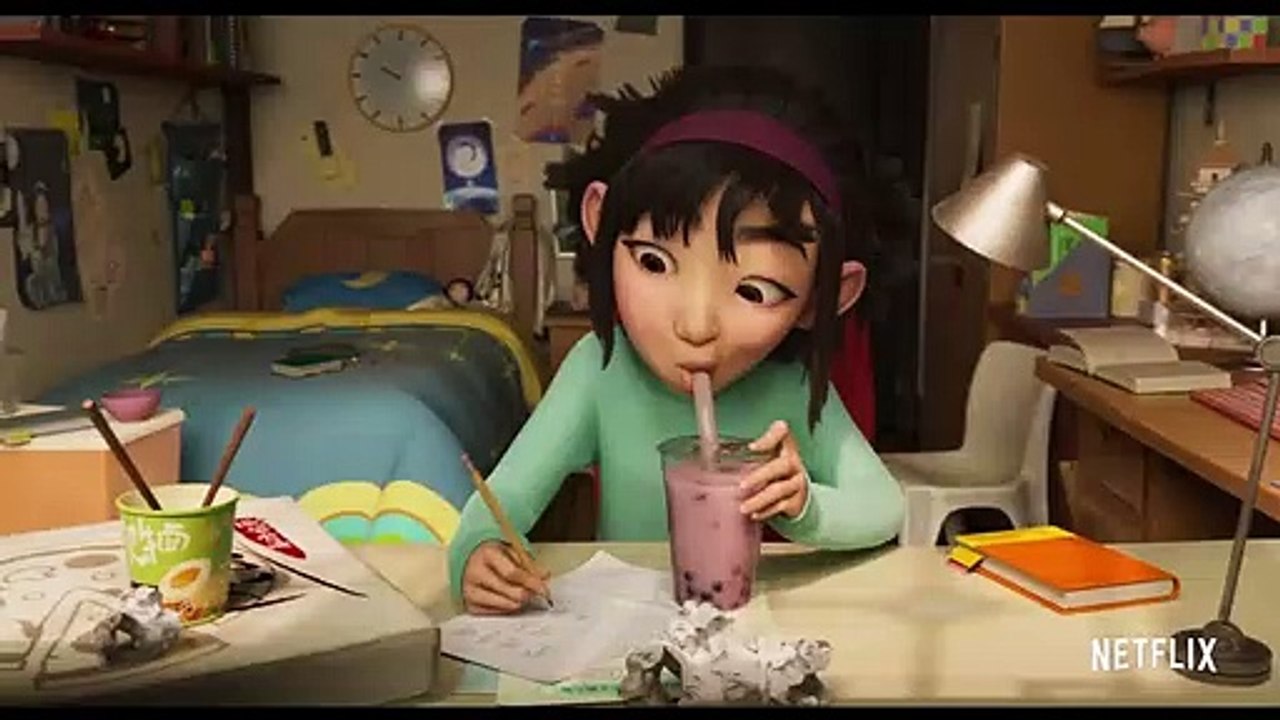 Bir Ay Masalı Dublajlı Fragman