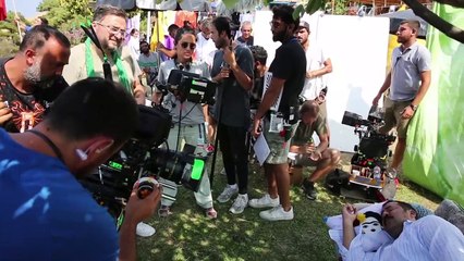 Hedefim Sensin kamera arkası