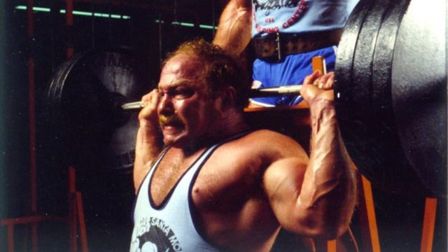 Die Powerlifting-Legende Fred Hatfield verrät euch, was die ideale Erholungsphase für euren Körper ist!