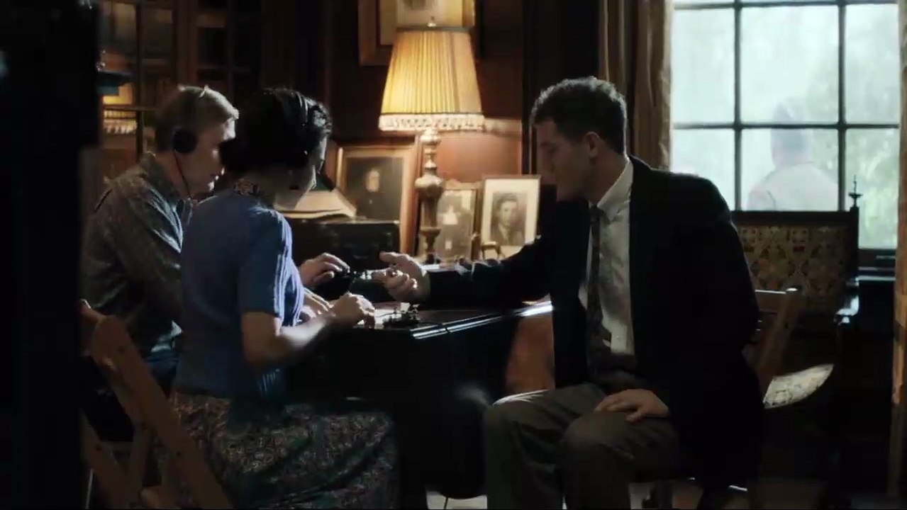 A Call to Spy Fragman