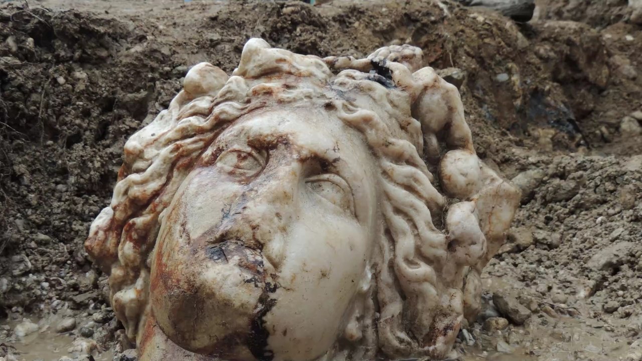 Turquie : des statues de divinités grecques datant de 5000 ans découvertes