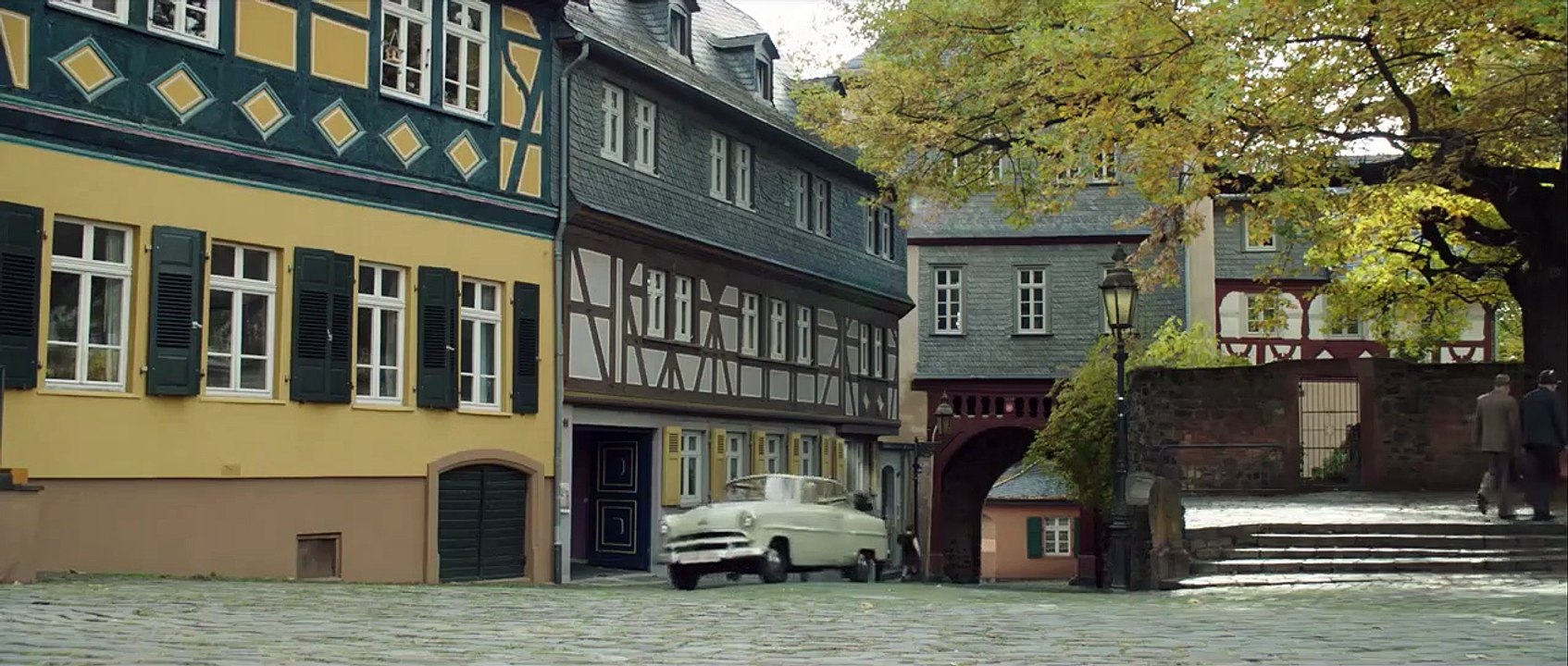 Yalan Labirenti Altyazılı Fragman