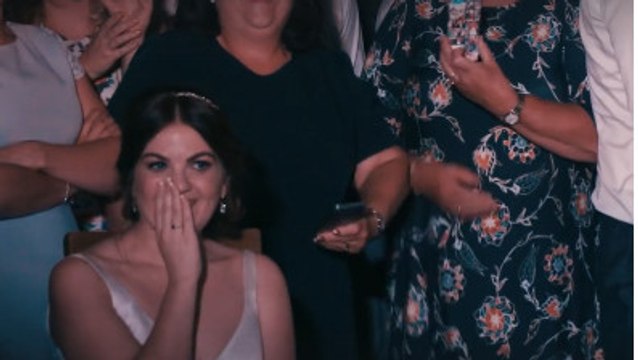 Il ment à sa future femme pendant des mois pour lui préparer un incroyable cadeau de mariage