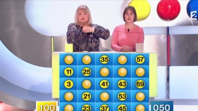 Motus : Une candidate remet son soutien-gorge en pleine émission