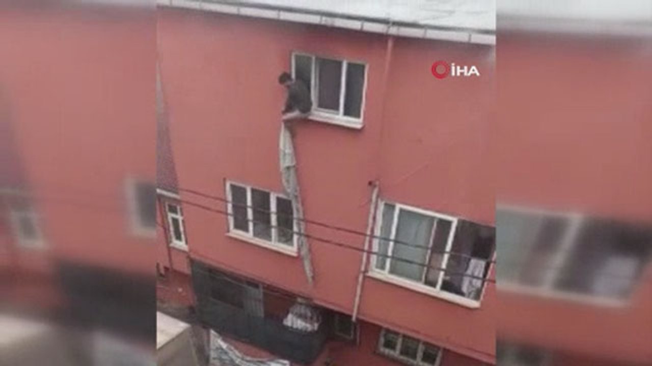 Yangında can pazarı: Camdan perde sarkıttı, yan binaya atladı