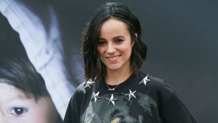 Alizée publie une photo de sa fille pour son entrée au collège