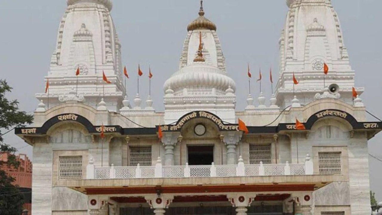 Gorakhpur:Yogi contesting assembly elections for first time!