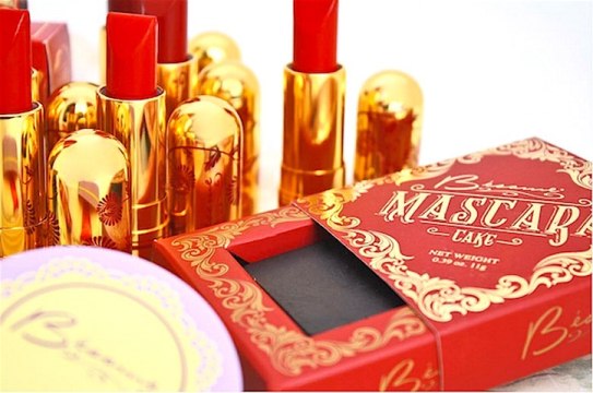 Besame Cosmetics lance un mascara solide