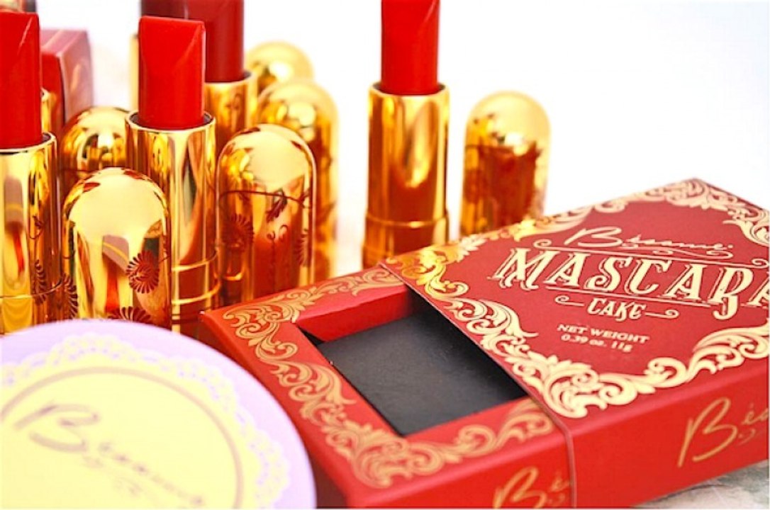 Besame Cosmetics lance un mascara solide