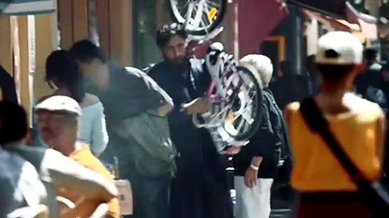 4Blocks Orijinal Fragman