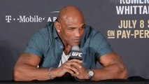 Flaggenkrieg: Yoel Romero reagiert auf die Provokation von Michael Bisping