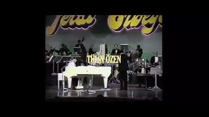 Bir Başkadır Video Klip - Gündüzüm Seninle