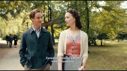 Asla Gözlerini Kaçırma Altyazılı Fragman