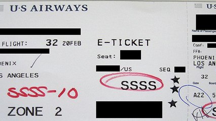 Flugreisen: Wenn diese Buchstaben auf eurer Bordkarte stehen, verheißt das nichts Angenehmes