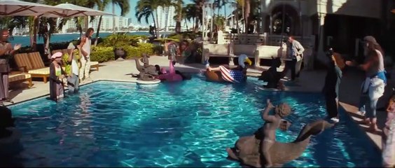 The Beach Bum Red Band Fragman