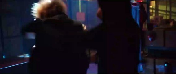 Ölüm Günün Kutlu Olsun 2 Orijinal Klip - "Babyface Attacks Ryan"