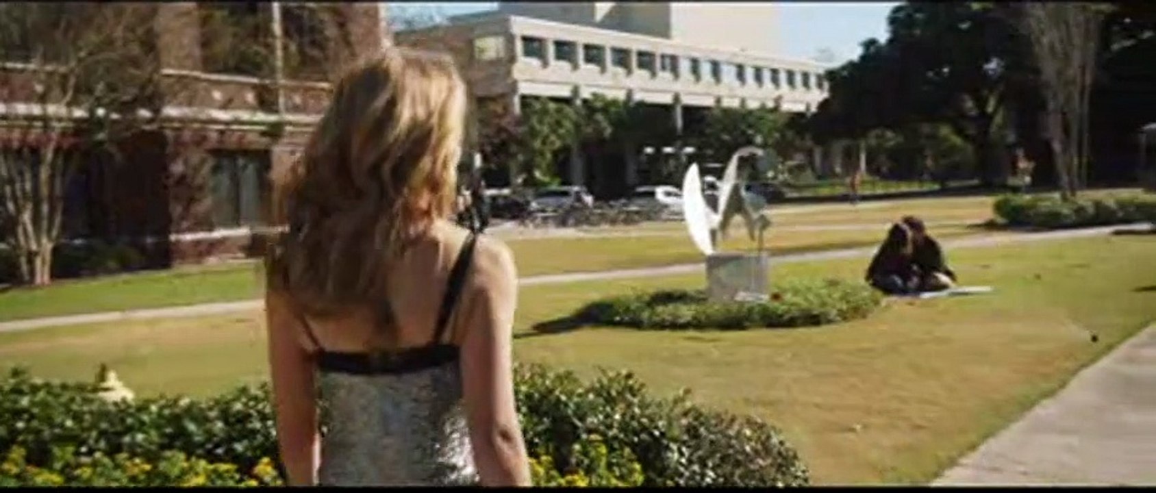 Ölüm Günün Kutlu Olsun Altyazılı Fragman