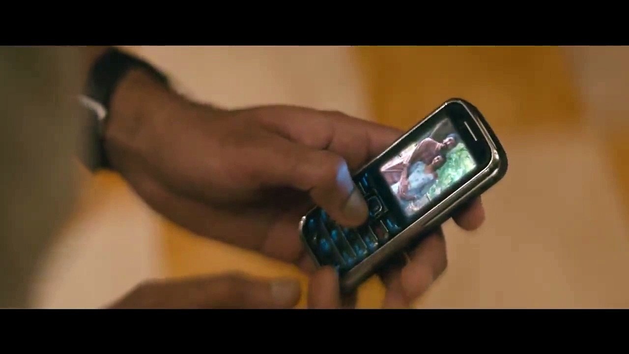 Hotel Mumbai Orijinal Klip - We Must Stick Together