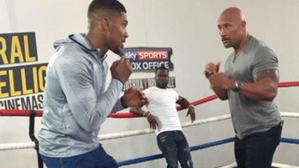 Anthony Joshua lädt The Rock und Kevin Hart zum Boxtraining
