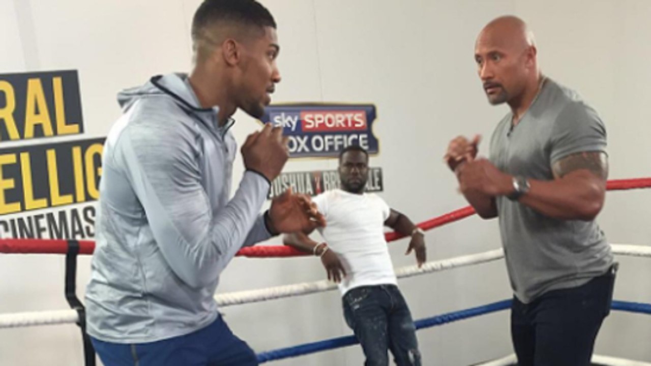 Anthony Joshua lädt The Rock und Kevin Hart zum Boxtraining