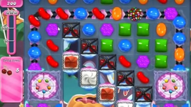 Candy Crush Saga niveau 1300 : solution et astuces pour passer le level