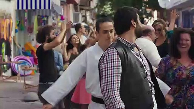 Sen Kiminle Dans Ediyorsun? Klip - Pilavcı