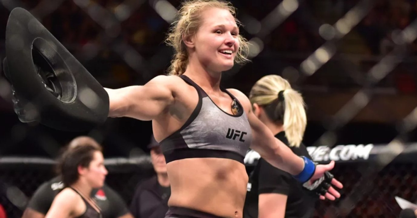 MMA-Star sorgt für Hakenkreuz-Skandal