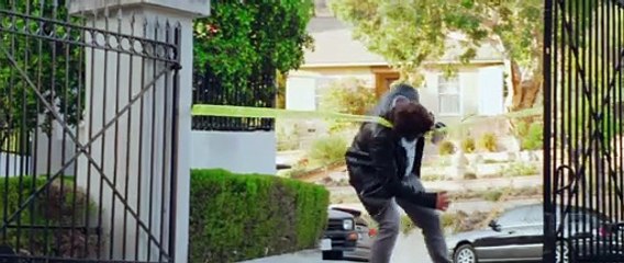 Madness in the Method Orijinal Fragman