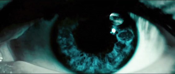 Karanlıklar Ülkesi: Kan Savaşları Orijinal Fragman (2)