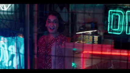 The Broken Hearts Gallery Fragman