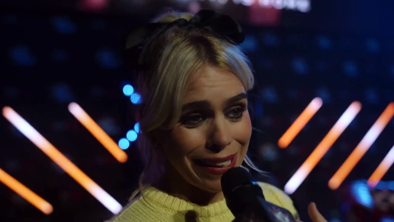 I Hate Suzie Orijinal Fragman