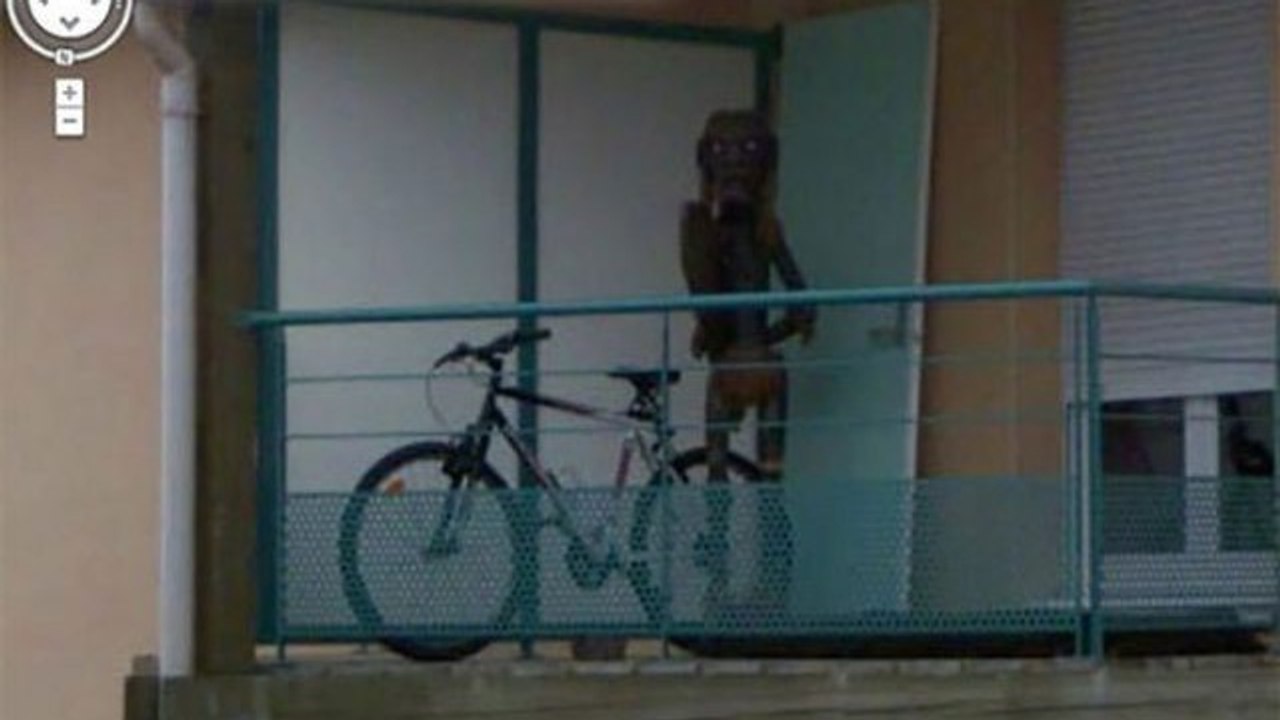 Außerirdischer von Google auf Balkon gesichtet. Jetzt spricht der Hausbesitzer!