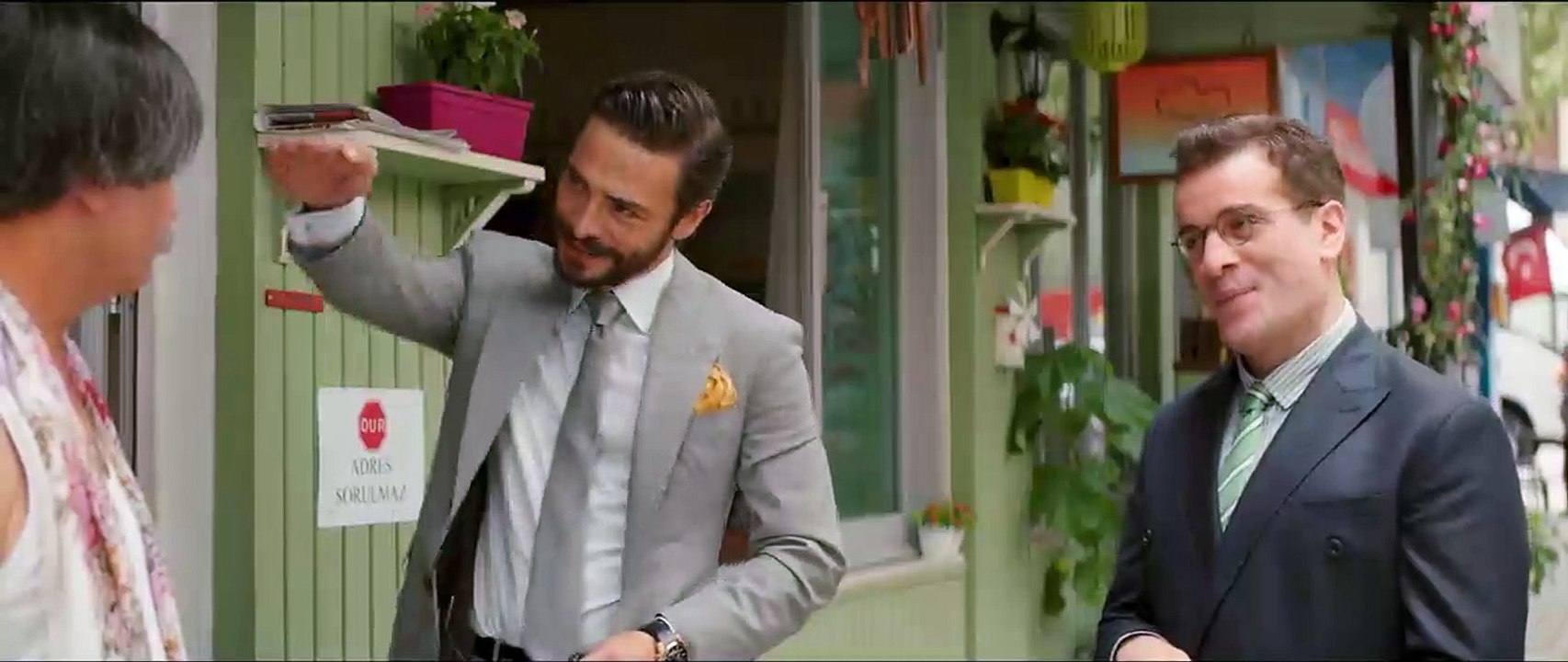 Ailecek Şaşkınız Teaser