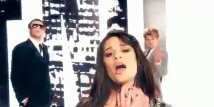 Glee: Les acteurs présentent la Fashion Night Out de Vogue