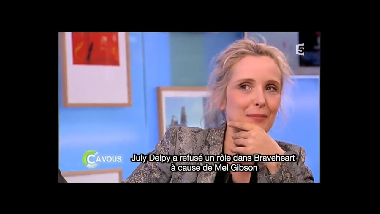 Julie Delpy balance sur Mel Gibson dans le Zapping People