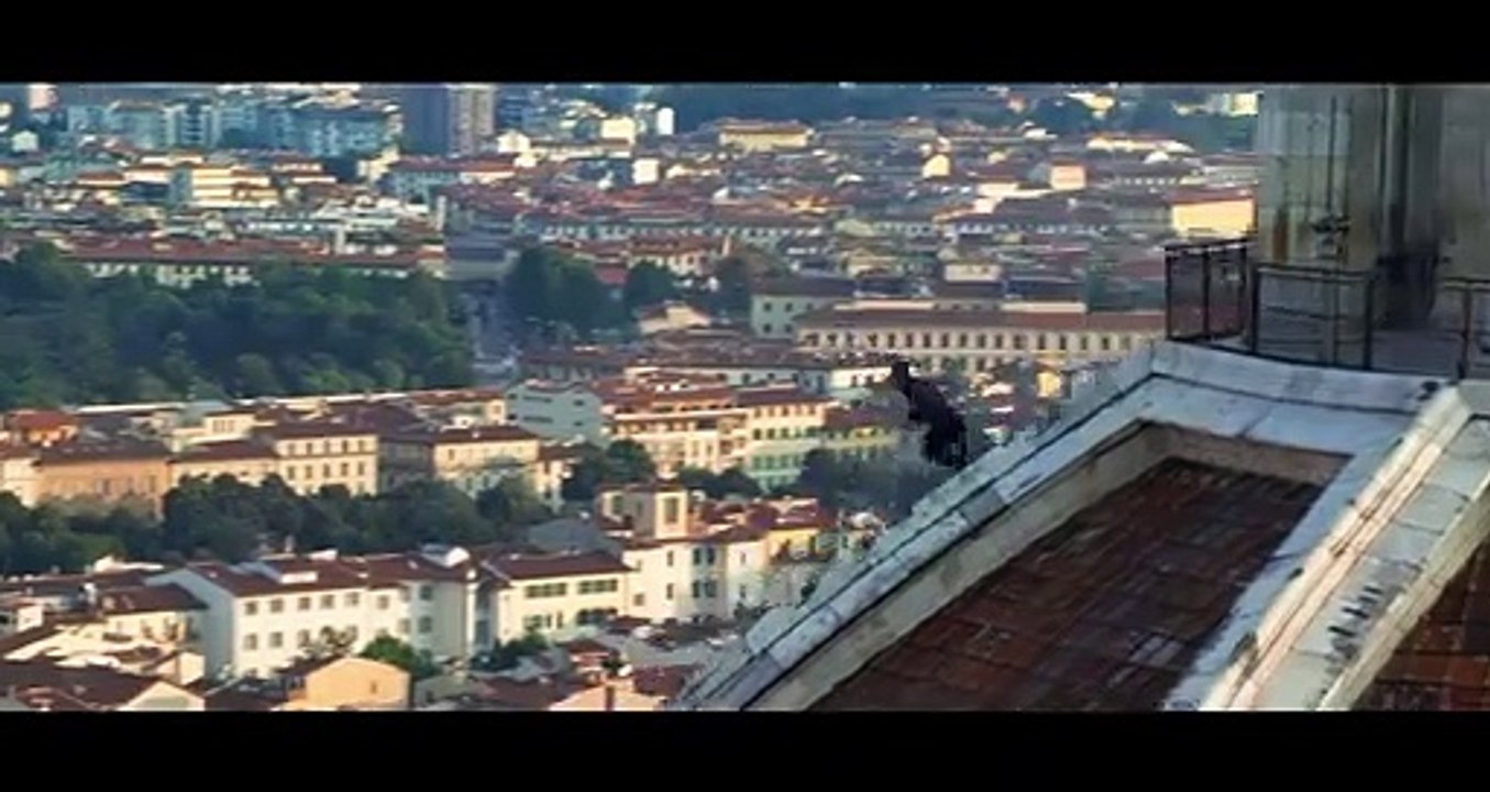 6 Underground Orijinal Fragman