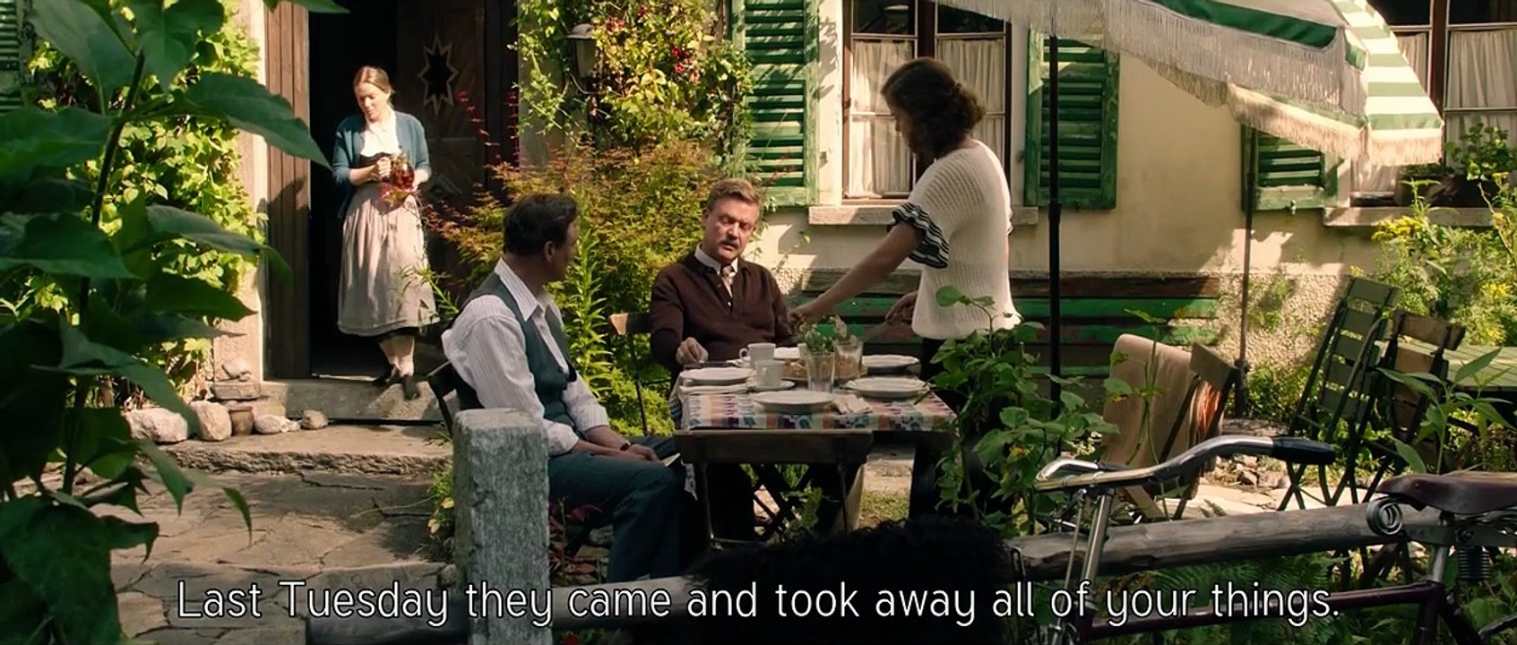 Als Hitler das rosa Kaninchen stahl Fragman