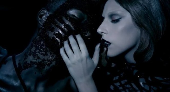 Lady Gaga: Découvrez la première publicité de son parfum