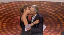 Victoires de la Musique 2013 : Laurent Ruquier embrasse Virginie Guilhaume sur la bouche