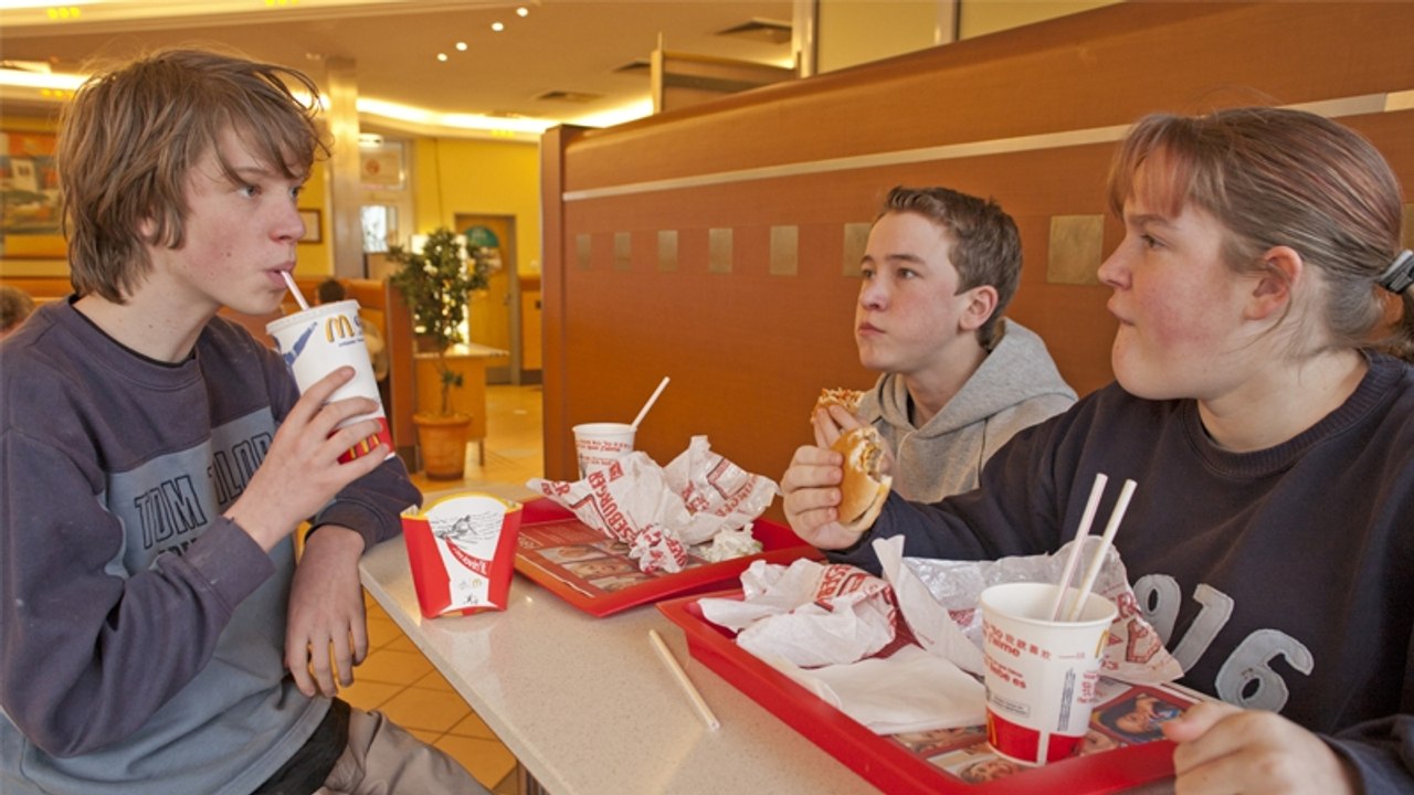 Sie gehen in München zu McDonald's - Dann infizieren sie sich mit hochansteckendem Virus