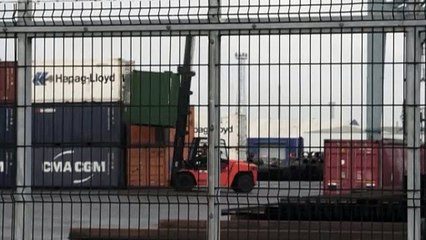 Ministro acaba unilateralmente com controlos no mar da Irlanda