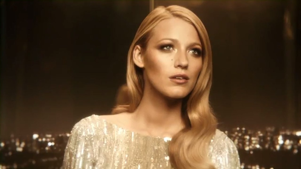 Blake Lively : Envoûtante dans la pub pour le parfum Gucci Premiere