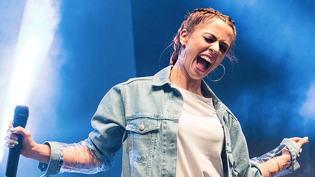 Vanessa Mai: Fans befürchten das Schlimmste wegen ihrer traurigen Nachricht
