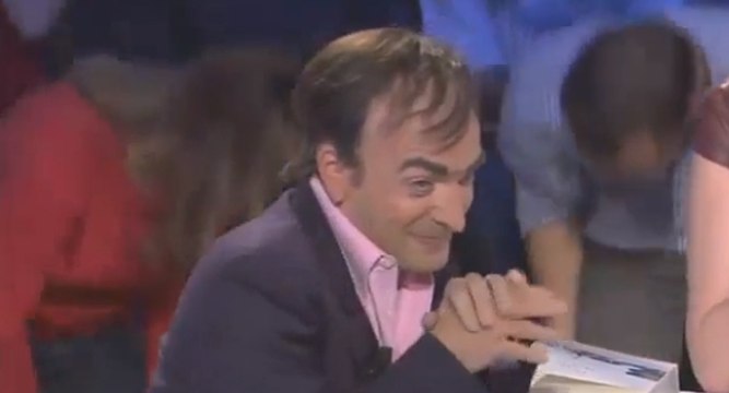 Eric Zemmour: Jonathan Lambert caricature le journaliste dans On n’est pas couché