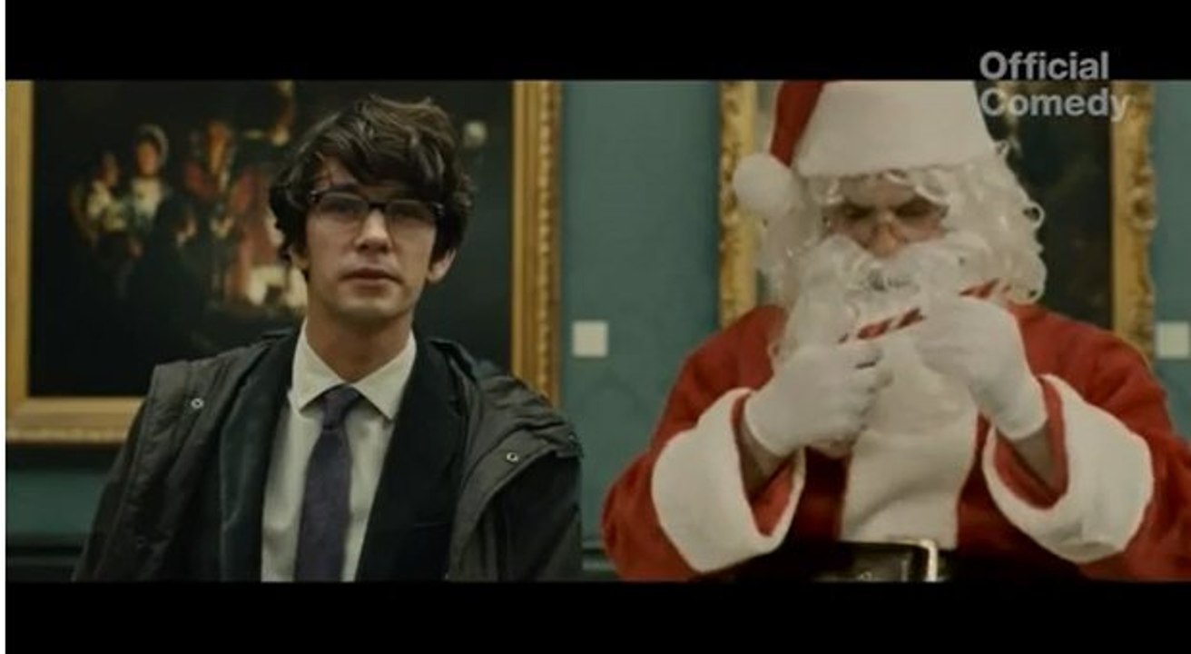 Skyfall : Découvrez Snowfall, une parodie avec le Père Noël !