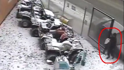 Russie : un piéton échappe à la mort de justesse