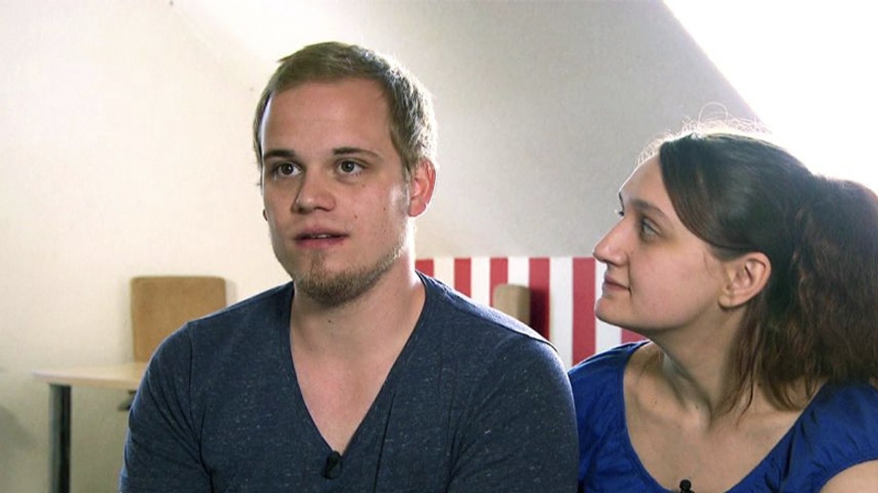 Hartz-iv-empfänger alex ist vater von 3 kindern. was er für sie macht, bringt alle zum rasen