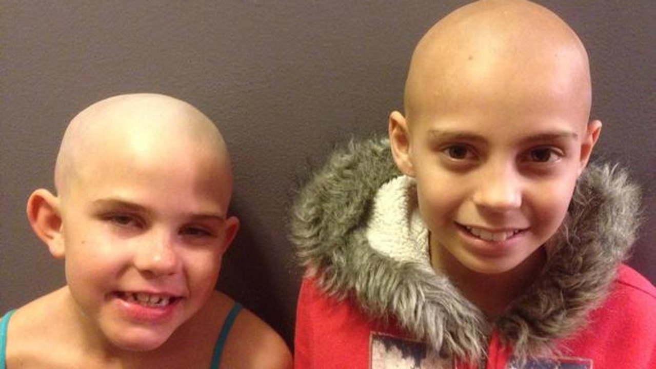 Cette fillette a bravé les interdits pour soutenir une amie gravement malade. Découvrez son geste courageux