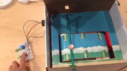 Cette femme a recréé le jeu Flappy Bird. Vous ne devinerez jamais comment